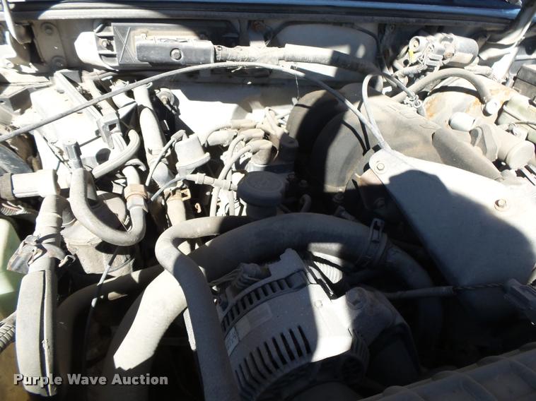 image for item DA2588 1995 Ford Explorer SUV
