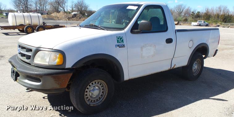image for item DA2589 1997 Ford F150 pickup truck