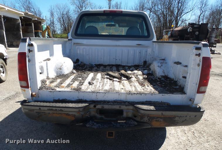 image for item DA2589 1997 Ford F150 pickup truck