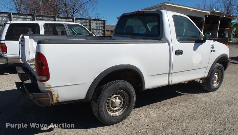 image for item DA2589 1997 Ford F150 pickup truck