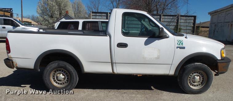 image for item DA2589 1997 Ford F150 pickup truck