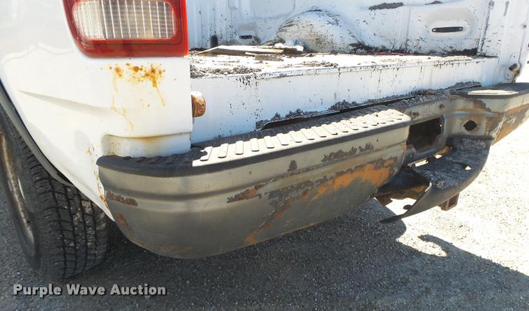 image for item DA2589 1997 Ford F150 pickup truck