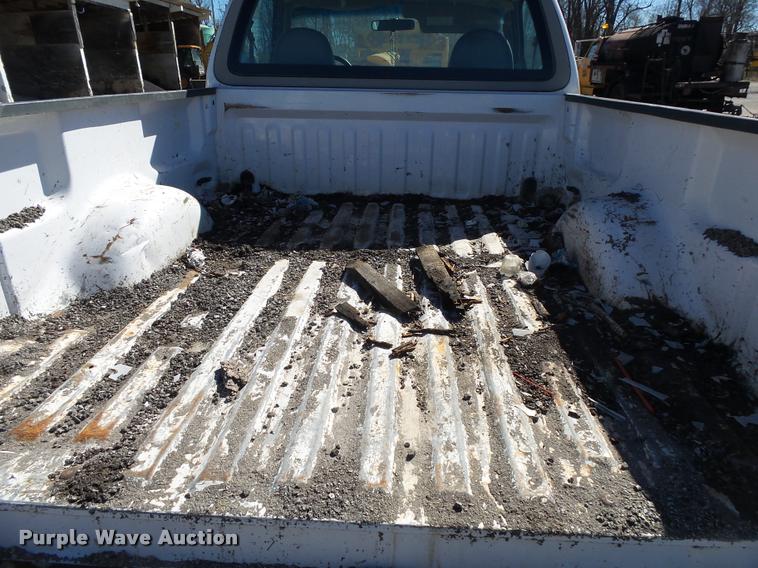 image for item DA2589 1997 Ford F150 pickup truck