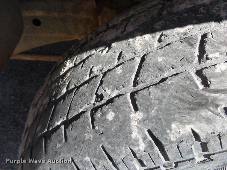 image for item DA2589 1997 Ford F150 pickup truck