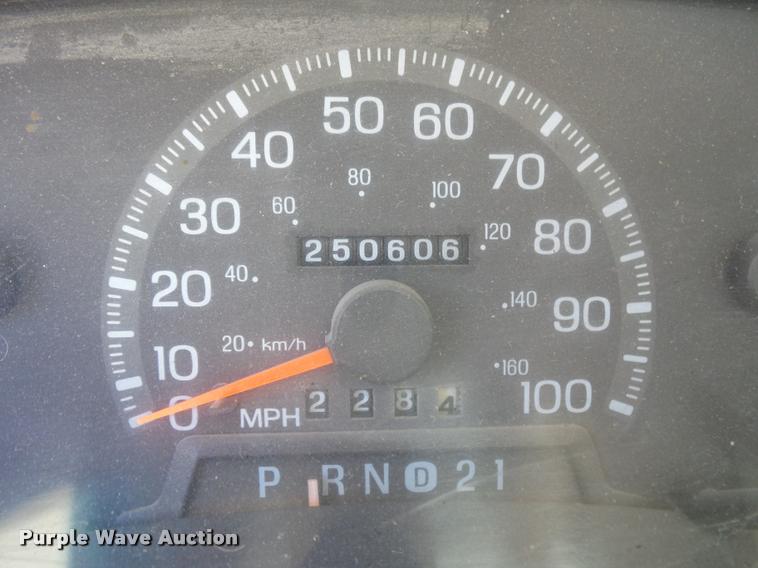 image for item DA2589 1997 Ford F150 pickup truck