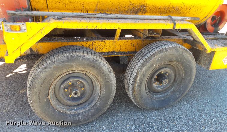 image for item DA2590 Crafco spray injection pot hole patcher