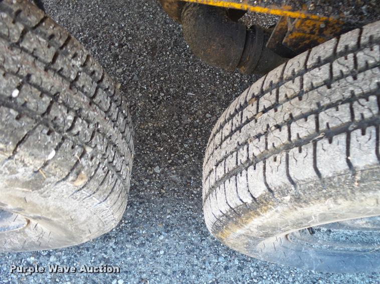 image for item DA2590 Crafco spray injection pot hole patcher