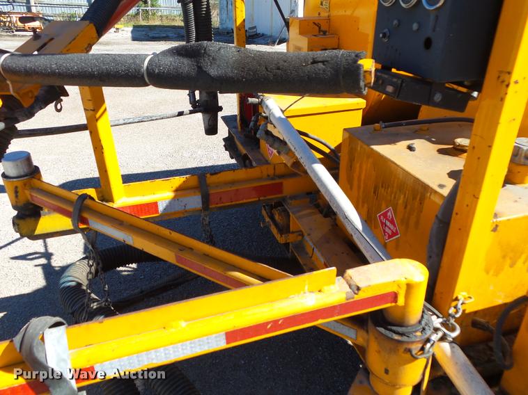 image for item DA2590 Crafco spray injection pot hole patcher