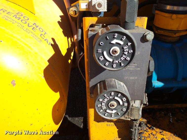 image for item DA2590 Crafco spray injection pot hole patcher