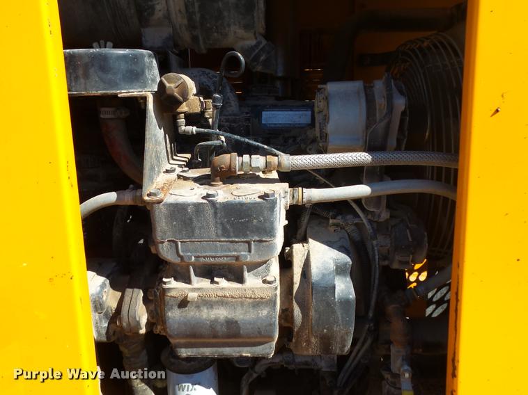 image for item DA2590 Crafco spray injection pot hole patcher