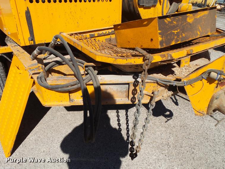 image for item DA2590 Crafco spray injection pot hole patcher