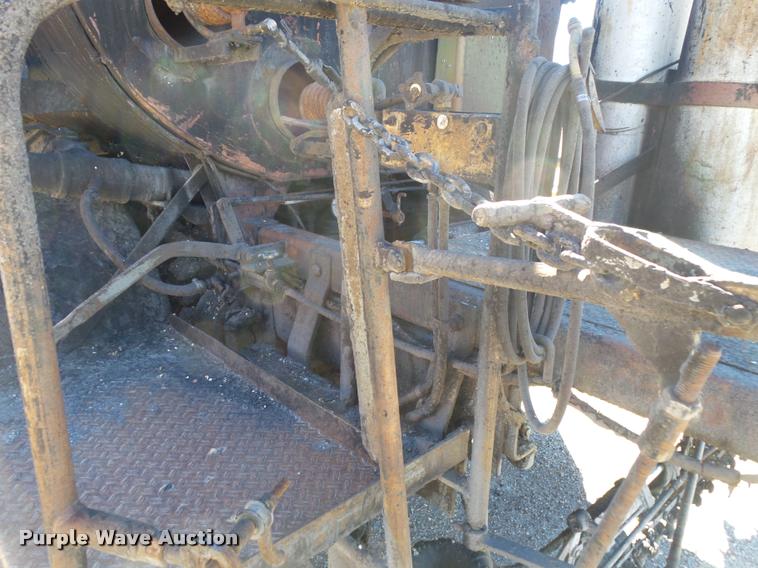 image for item DA2591 1984 Chevrolet Kodiak oil distributor truck