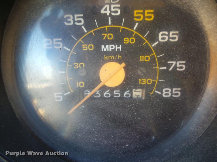 image for item DA2591 1984 Chevrolet Kodiak oil distributor truck