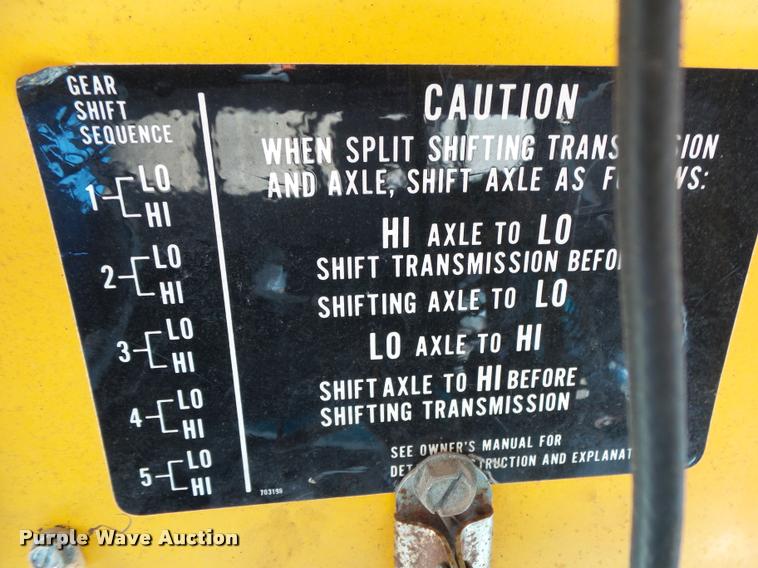 image for item DA2591 1984 Chevrolet Kodiak oil distributor truck