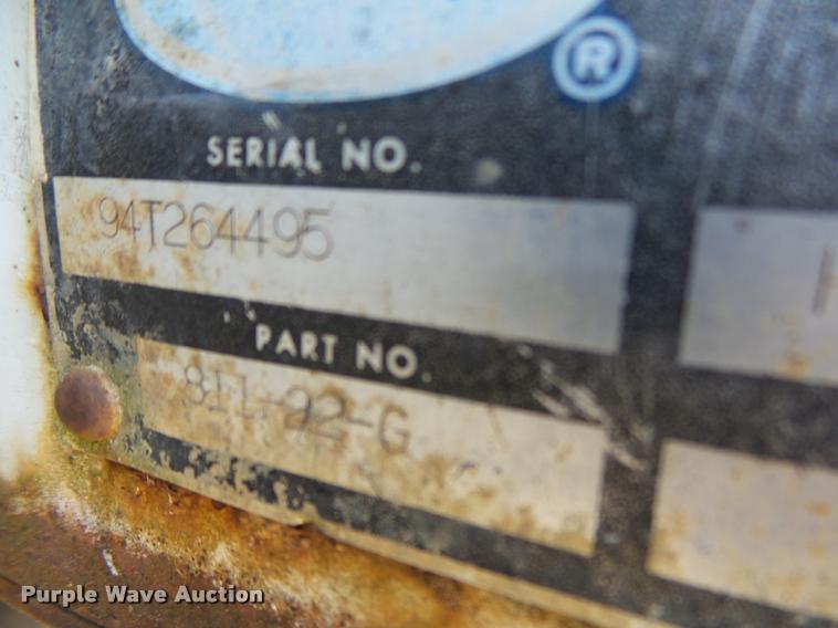 image for item DA2594 1995 International 4900 dump truck