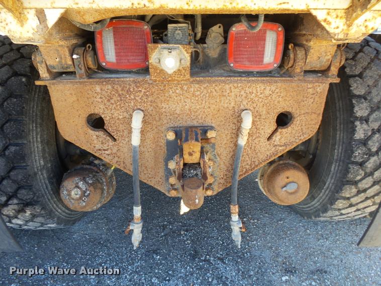 image for item DA2594 1995 International 4900 dump truck