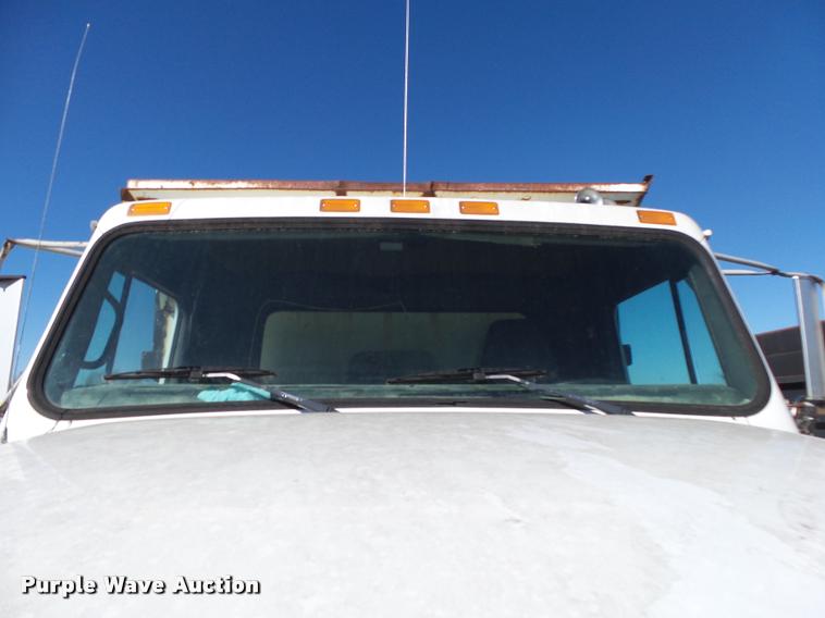 image for item DA2594 1995 International 4900 dump truck