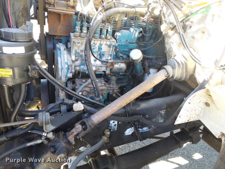 image for item DA2594 1995 International 4900 dump truck