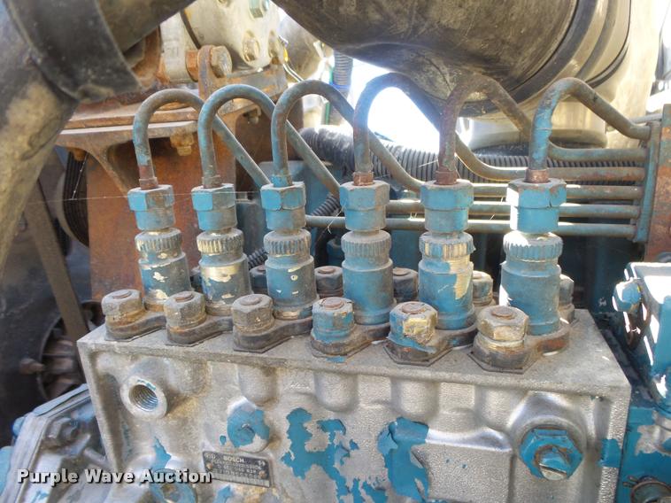 image for item DA2594 1995 International 4900 dump truck