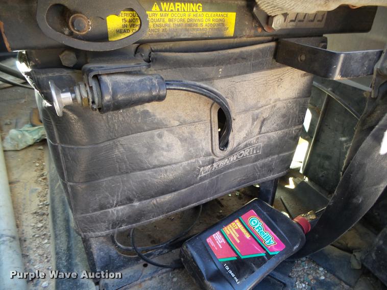 image for item DA2594 1995 International 4900 dump truck