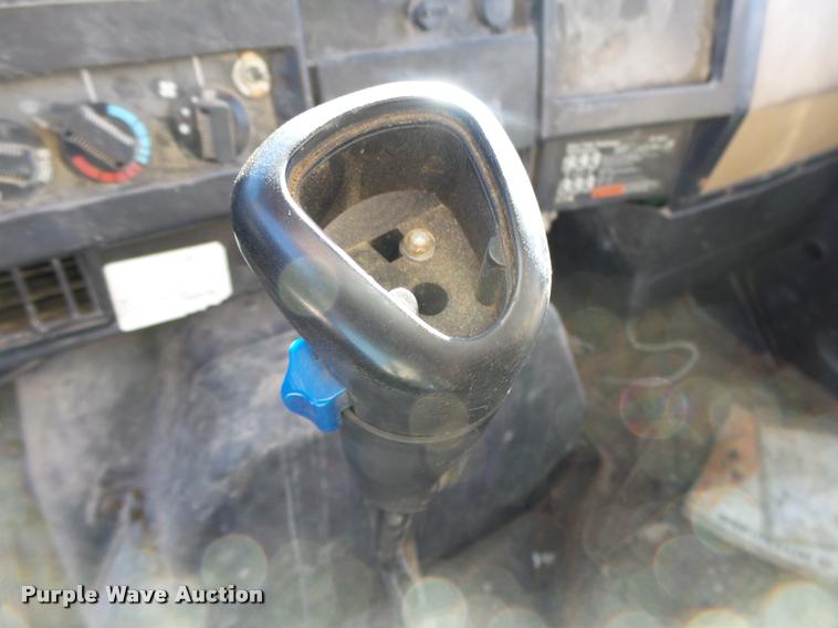 image for item DA2594 1995 International 4900 dump truck