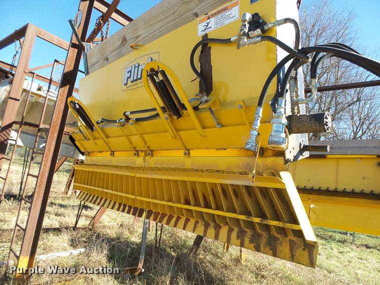 image for item DA2596 Flink HD8 chip and seal tailgate