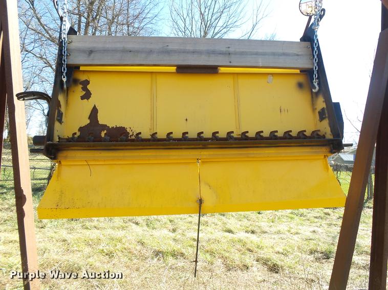 image for item DA2597 Flink HD8 chip and seal tailgate