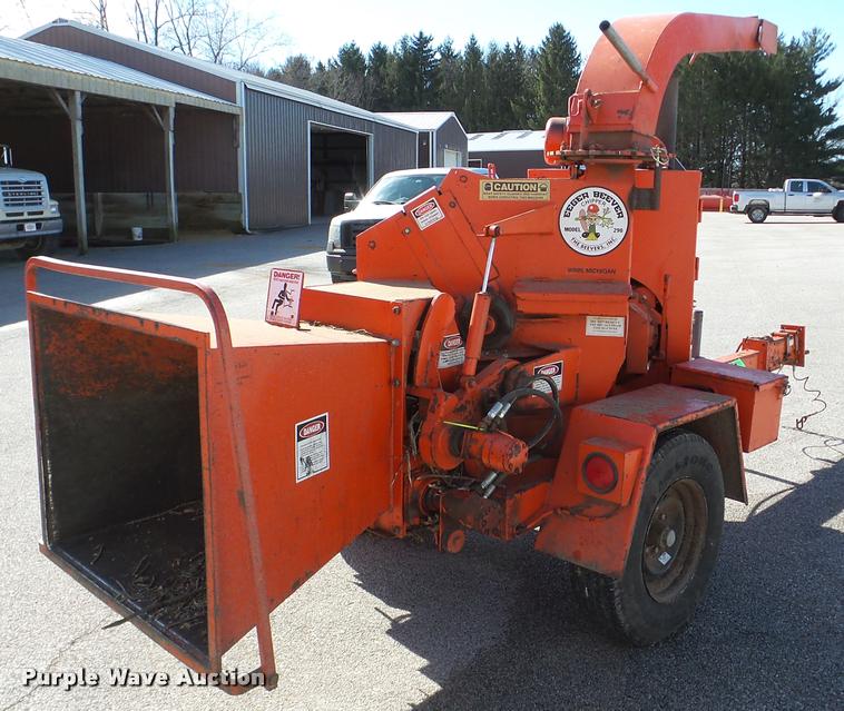 image for item DA7386 1991 Eager Beaver 290 chipper