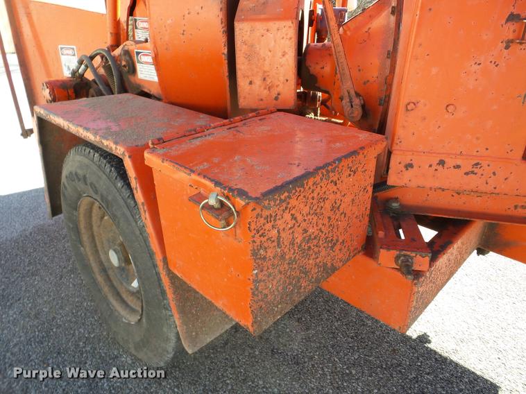 image for item DA7386 1991 Eager Beaver 290 chipper