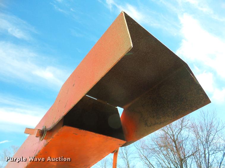 image for item DA7386 1991 Eager Beaver 290 chipper