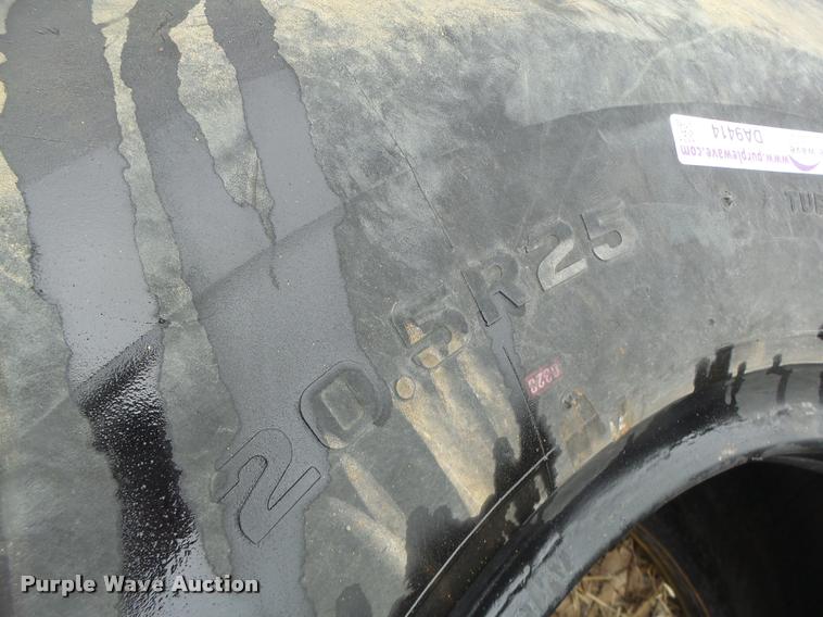 image for item DA9414 (2) Double Coin Mfg. 20.5R25 tires