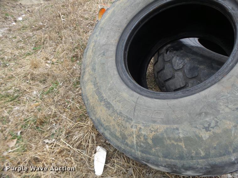 image for item DA9414 (2) Double Coin Mfg. 20.5R25 tires