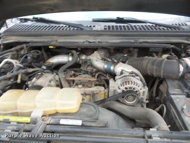 image for item DB0525 2001 Ford F450 Super Duty flatbed truck