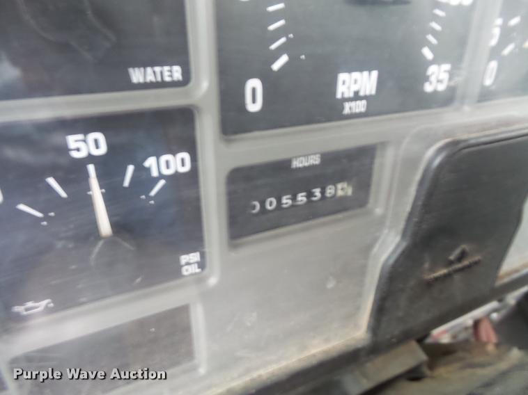 image for item DB0526 1999 International 4700 dump flatbed truck