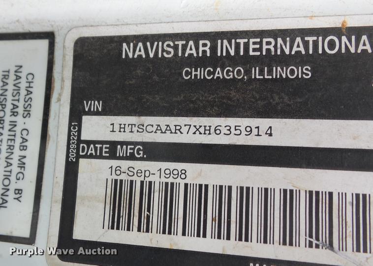 image for item DB0526 1999 International 4700 dump flatbed truck