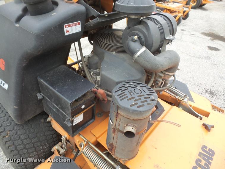 image for item DB0531 Scag V-ride lawn mower