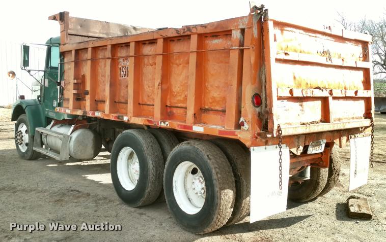 image for item DB0870 1994 Freightliner FLD120SD dump truck