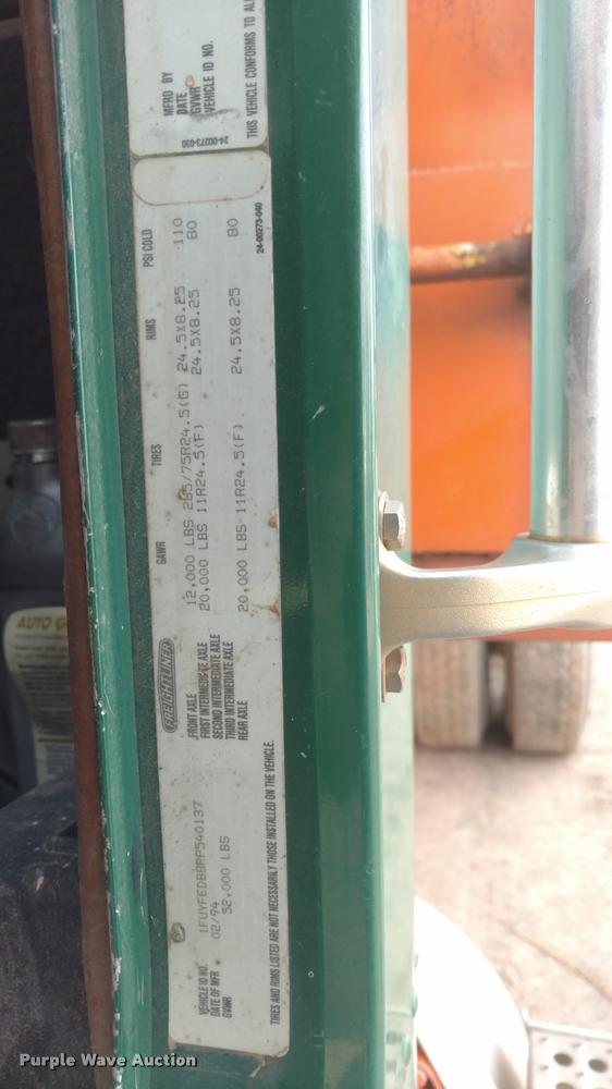 image for item DB0870 1994 Freightliner FLD120SD dump truck