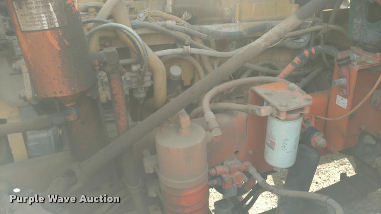 image for item DB0870 1994 Freightliner FLD120SD dump truck