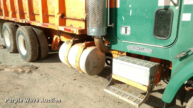 image for item DB0870 1994 Freightliner FLD120SD dump truck