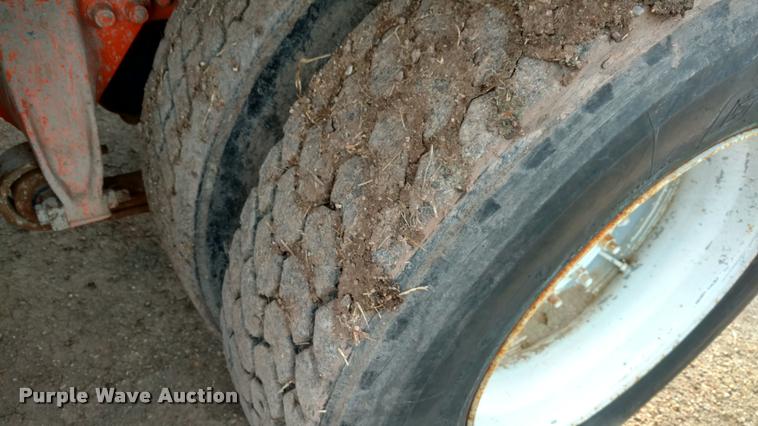 image for item DB0870 1994 Freightliner FLD120SD dump truck