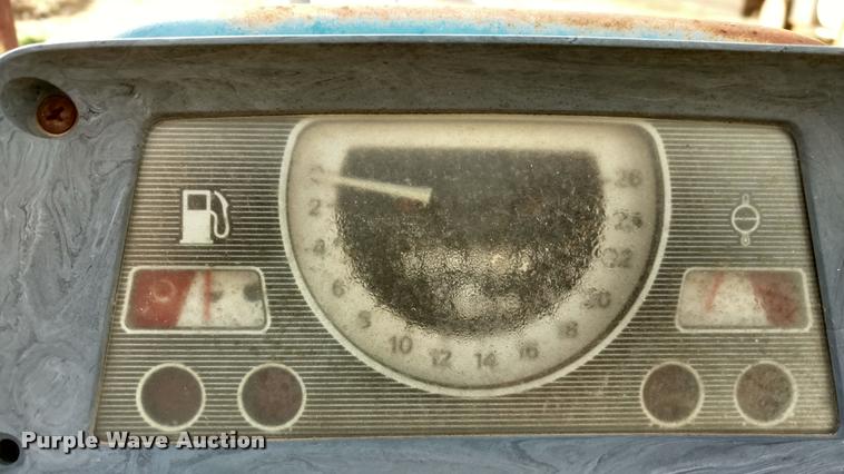 image for item DB0872 Ford 5610 tractor