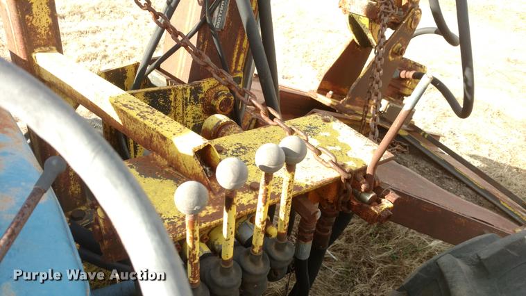 image for item DB0872 Ford 5610 tractor