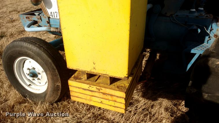 image for item DB0872 Ford 5610 tractor