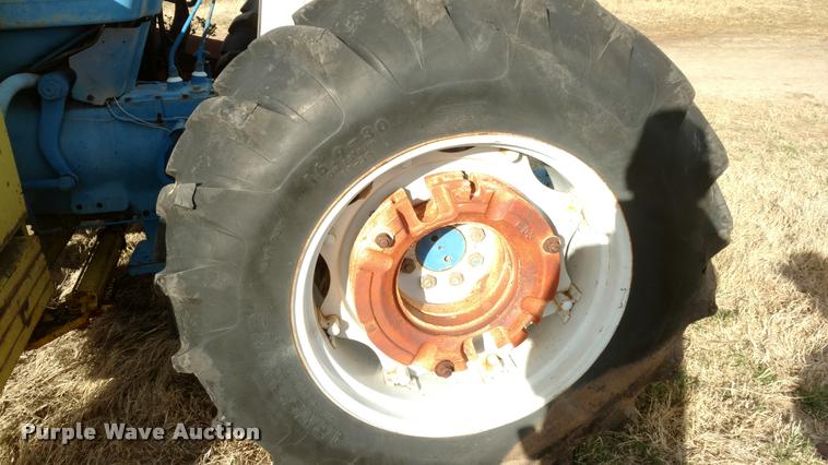 image for item DB0872 Ford 5610 tractor