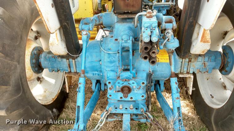 image for item DB0872 Ford 5610 tractor
