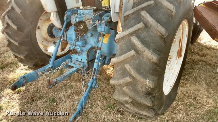 image for item DB0872 Ford 5610 tractor
