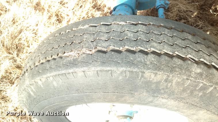 image for item DB0872 Ford 5610 tractor