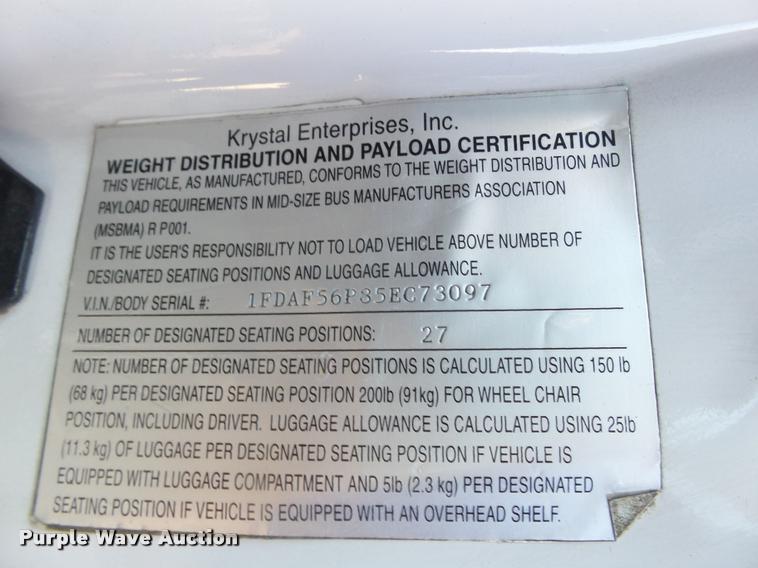 image for item DB1935 2005 Ford F550 Super Duty XL shuttle bus