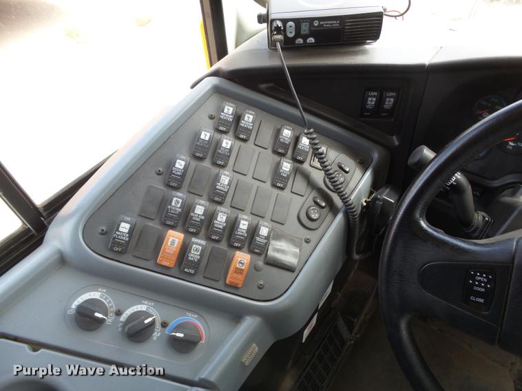 image for item DB1936 2009 International CE school bus